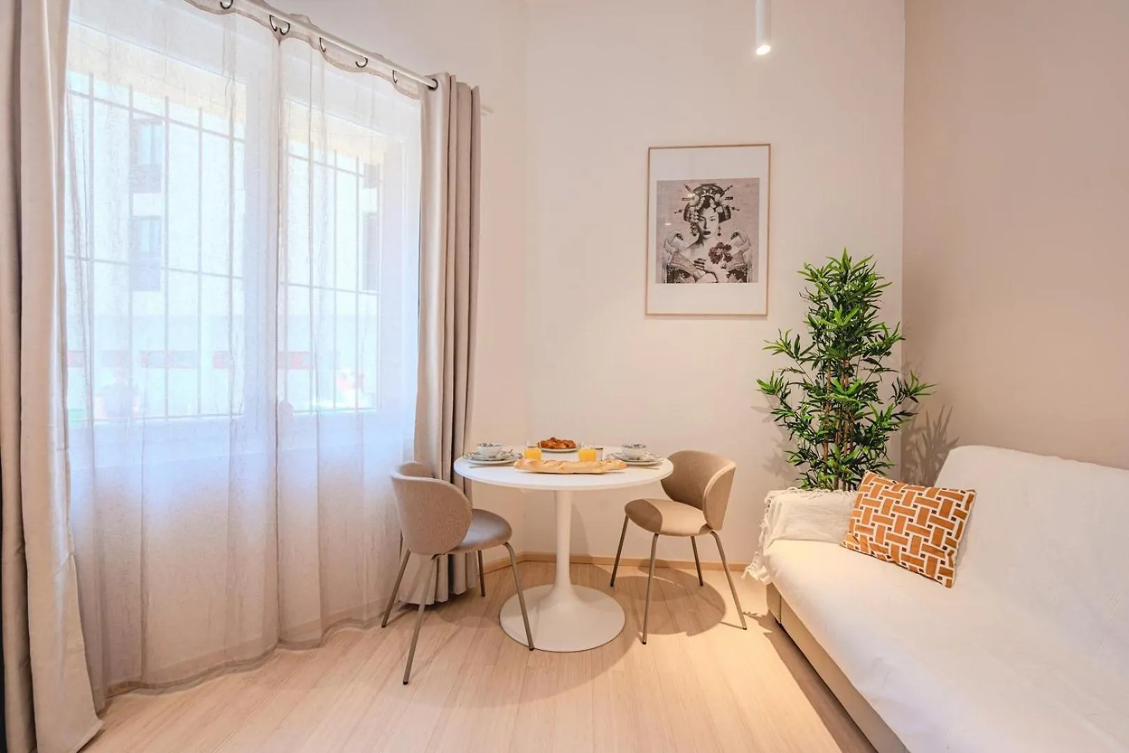 Little Bangkok - Luxury Spa Apartment Tolón Francia